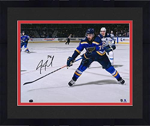 Umrio Justin Faulk St. Louis Blues AUTOGREME 16 x 20 Blue dres klizajućih fotografija - autogramirane NHL