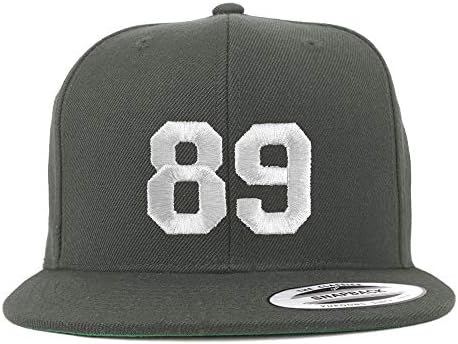 Trendy Odjeća Broj 89 Bijeli navoj vezeni ravni račun Snapback Baseball kapa